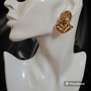VTG BEN-AMUN Chunky Statement Clip-on Etruscan Warrior Castlecore Earrings